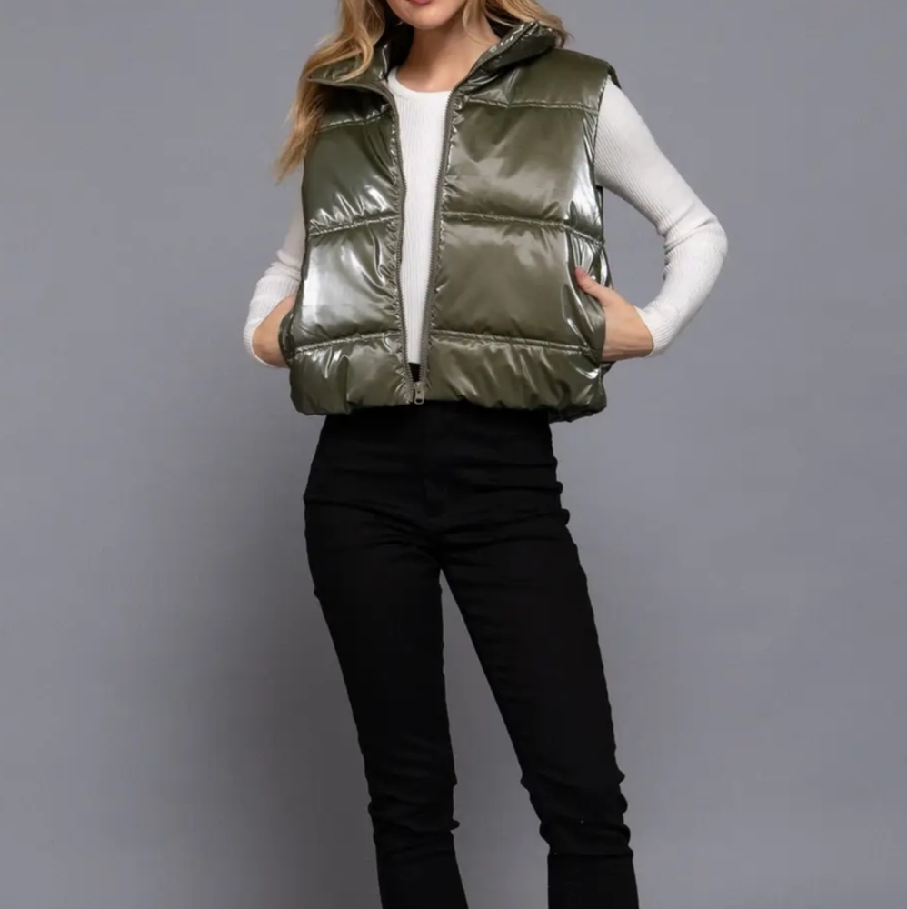 NWT Patton Puffer Cropped Vest - Picture 4 of 6
